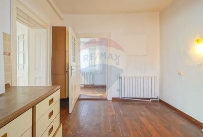 Comision 0%! 2 case Cincu, teren 2134mp, sura & curte libera - 2