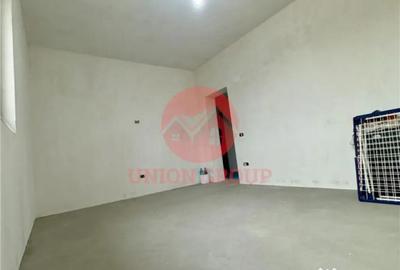 Apartament cu 3 camere decomandat în Dacia - 9