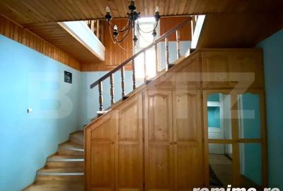 Casă cu 8 camere cu Teren 350 Mp în Rădăuți - 4