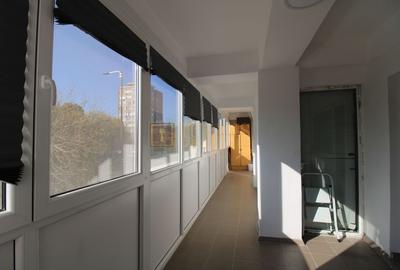 3 camere decomandate, balcon generos de 17 mp, bloc modernizat-Gh Lazăr - 18