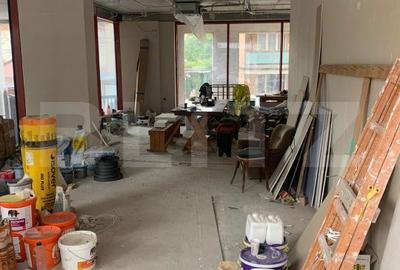 Spațiu comercial, de 67 mp, în Ultracentral