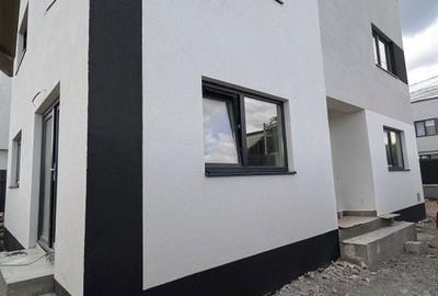 Casă cu 3 camere în Costi - 2