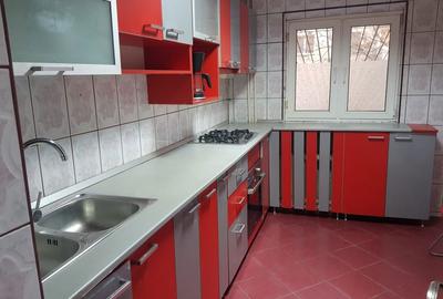 Apartament cu 4 camere semidecomandat în Rahova - 8