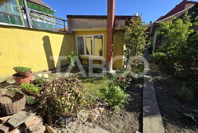 Casă individuală cu 7 camere cu Teren 432 Mp în Lupeni - 32