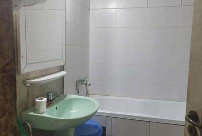 Apartament cu 4 camere decomandat în Central - 3