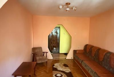 Apartament cu 3 camere decomandat în Central - 2