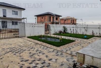 Vila individuala cu 4 camere, 2 balcoane, 2 terase, 310mp teren si toate utilita