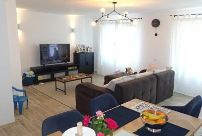 Casă cu 4 camere cu Teren 942 Mp în Zăvoi - 17