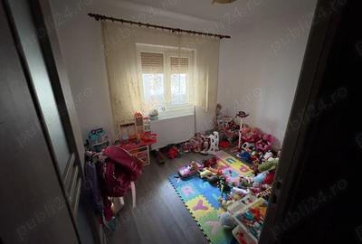 Apartament cu 4 camere decomandat în Micro 15 - 5