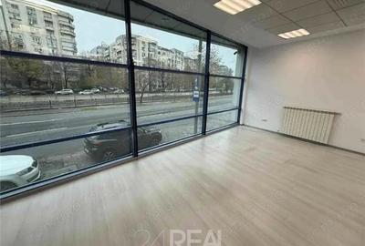 Spațiu comercial, în Timpuri Noi - 5