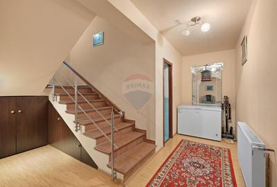 Casa / Vila cu 6 camere de vanzare - Oraselul Copiilor - 13