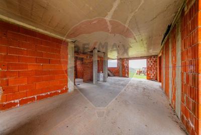 Casa / Vila la rosu Zimand-cuz - 5