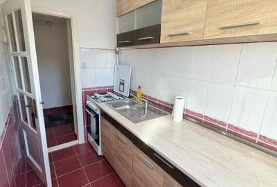 Apartament cu 2 camere semidecomandat, mobilat în Central