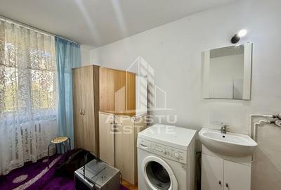 Garsoniera cu baie comuna, etaj 2, zona Take Ionescu - 5