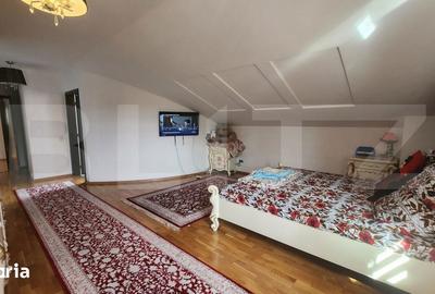 Casă cu 7 camere cu Teren 292 Mp în Central - 7