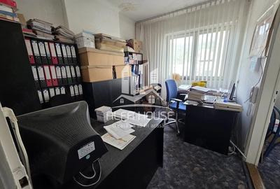 Casă cu 5 camere cu Teren 130 Mp în Luncă - 9