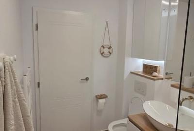 Apartament la cheie , 2 camere+balcon,parcare inclusa,etaj intermediar - 7