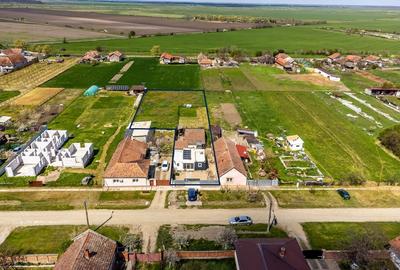 PRET NOU! Casa - tip container - Teren 1987 mp - Turnu - COMISION 0% - 5