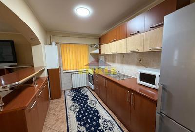 Apartament cu 3 camere semidecomandat în Central - 4