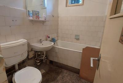 Apartament cu 3 camere decomandat în Central - 2