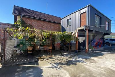 Spa?iu comercial 2 corpuri, curte 500 mp ?i terasa 220 mp - 1