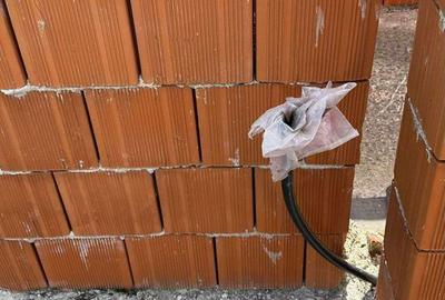 Spațiu comercial, în Leș - 18