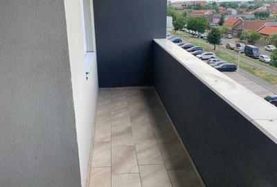 Apartament cu 2 camere decomandat în Iosia