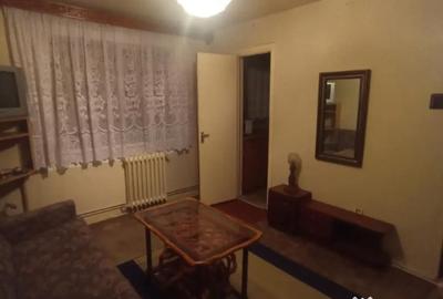 Apartament cu 3 camere semidecomandat în Simeria - 6