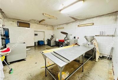 Spatiu comercial cu 380 mp utili si teren de 683 mp in Sibiu - 1