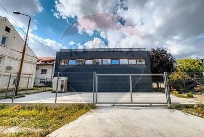 Spațiu comercial, de 261 mp, în Freidorf - 2