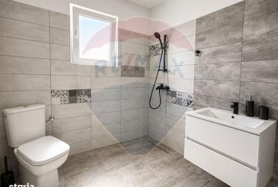 Casă cu 4 camere cu Teren 585 Mp în Corbu - 13