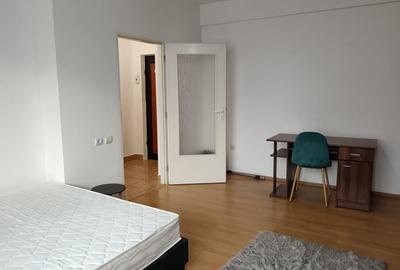 APARTAMENT CU O CAMERA-LA 5 MINUTE DE FSEGA/IULIUS MALL - 5