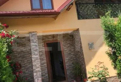 Casă cu 5 camere cu Teren 1732 Mp în Găești - 4