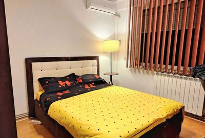 Apartament cu 3 camere semidecomandat în Micro 17 - 4