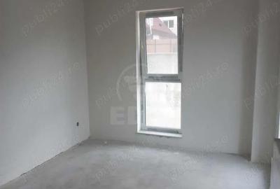 Apartament cu 3 camere semidecomandat în Florești - 4