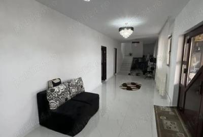 Casă cu 6 camere cu Teren 423 Mp în Bereasca - 9