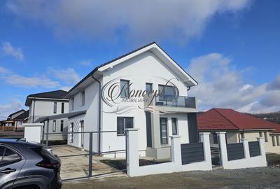 Casă individuală cu 5 camere cu Canalizare în Chinteni - 1