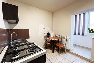 Apartament cu 3 camere decomandat în Rogerius