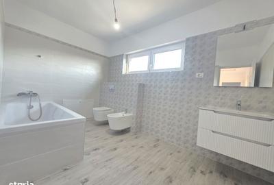 Casă cu 4 camere cu Teren 600 Mp în Centrul Civic - 9