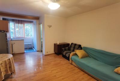 Titan, Piata Minis - 6