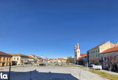 Garsonieră decomandată în Central - 2