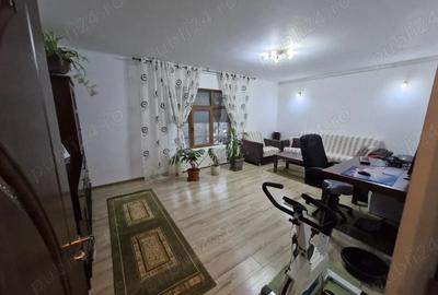 Casă cu 4 camere în Obor - 1