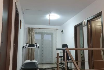 Casă cu 5 camere cu Teren 362 Mp în Exterior Vest - 3