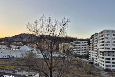 Apartament cu 2 camere decomandat în Valea Cetății - 2