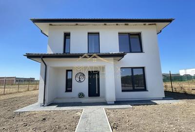 Vila exclusivista_P+1*5 Camere*Teren 704 mp*Langa Padure//Balotesti - 2