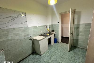 Apartament cu 3 camere semidecomandat în Rovine - 3