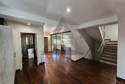 Casă individuală cu 6 camere cu Canalizare în Pipera