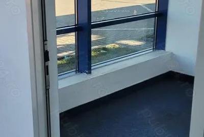 Spațiu comercial, de 33 mp, în Central - 2