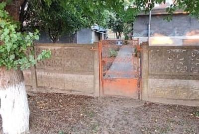 Teren 2500 m cu casă posibilitate de vânzare integrală sau parțială - 2