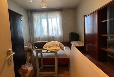 Titan 3 Camere Etaj 3 64 Mp  Bloc 1970 Caramida 10 Min Metrou Gata De Renovare - 5